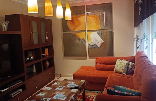 Santillana del Mar Chalet De Esquí | Alojamiento los Avellanos de Santillana