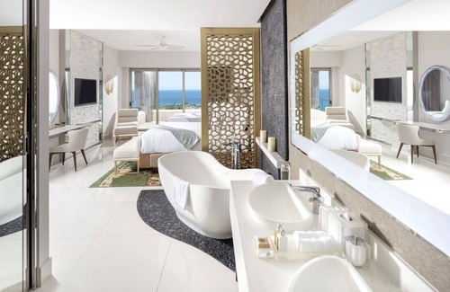 Juárez Complejo | Los Cabos - Jr. Studio, Ocean View, 2-Queen Beds, Rate discounted 20-30%