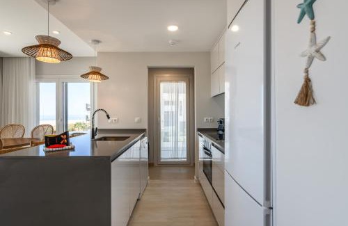 Ayamonte Apartamento | Los Camaleones by Ĥ - Playa de los Haraganes HLHC1203P17