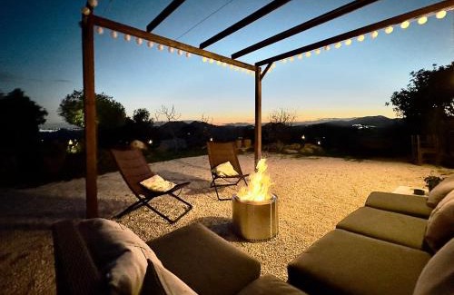Almogia Chalet De Esquí | Los Campos Casa Rural