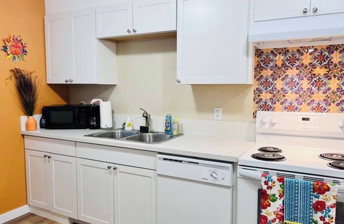 Southeast Salem Apartamento | Los Dos- Talavera + Sandia