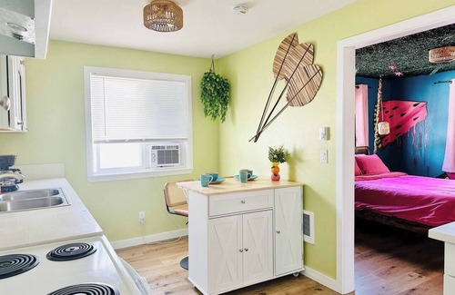 Southeast Salem Apartamento | Los Dos- Talavera + Sandia