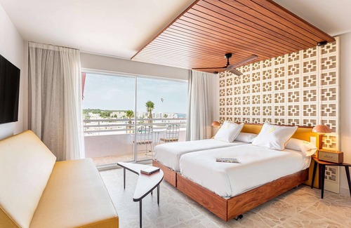 Bahía de San Antonio Hotel | Los Felices Ibiza