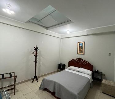Tingo María Casa | Los Kristales