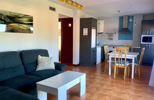 Alfoz de Lloredo Casa | Bonito apartamento cerca de la playa