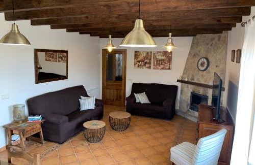 El Barraco Casa | Los Olivos de José