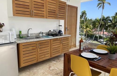 La Iglesia Apartamento | Los Peacocks - Premier Accommodations