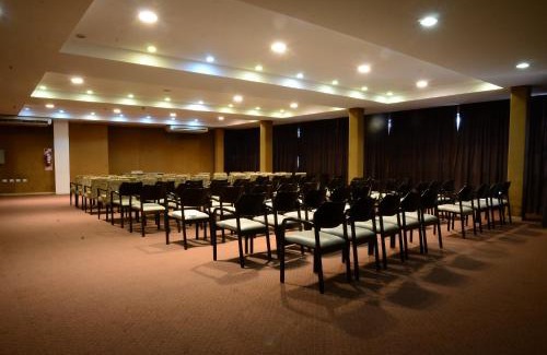 Villa Carlos Paz Hotel | Los Sauces Hotel & Spa