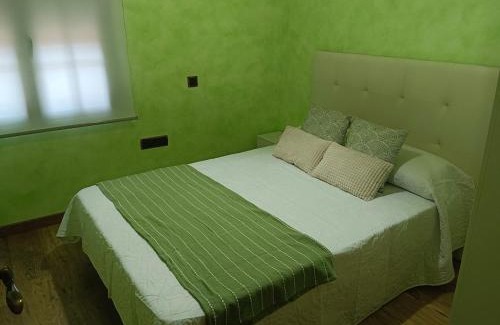 Orgaz Apartamento | Los Soportales-Casa historica siglo XVI a 20 minutos de Puy du Fou