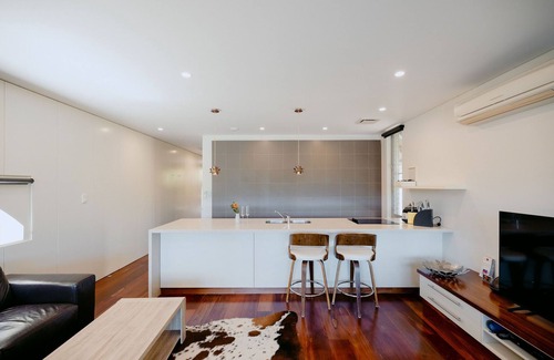 Bramley Casa | Losari Retreat