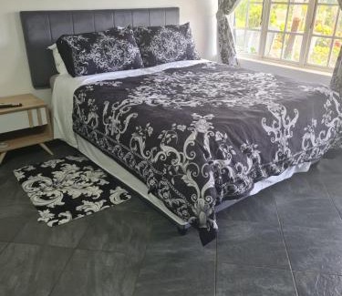 Westville Apartamento | Losh Villa