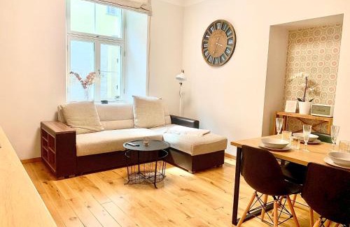 Old Town Apartamento | Lossi 32 Apartment