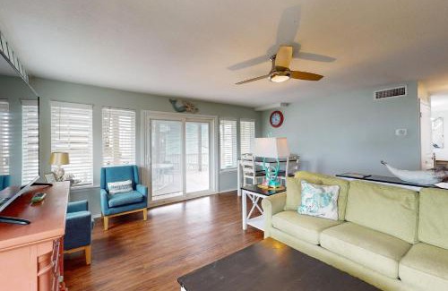 Port Aransas Casa | Lost Colony Salty Shamrock