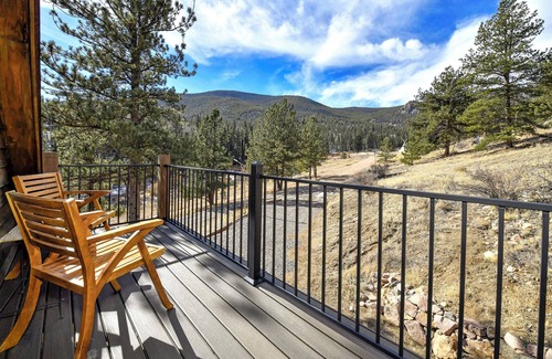 Lake George Cabina | Lost Creek Wilderness Cabin at Bison Peak Lodge, a Mountain Wilderness Lodge