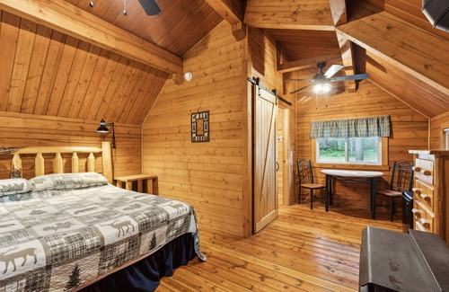 Grantsdale Cabina | Lost Horse Lodge