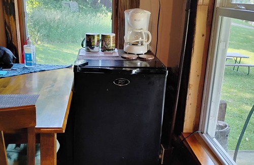 Frontier Cabina | Lost Nations Cowboy Town Bear Cabin