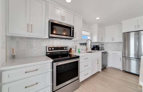 Surf Side Shores Casa | Lost Palms. Great 2 bedroom 2 bath home that sits directly on the Gulf front.