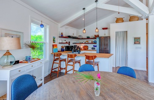 Hope Town Cabaña | Lost Together-Your Serene Retreat on Elbow Cay-just a 3 minute walk to beach!