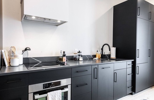 Stratford Apartamento | Lot 44: Wood Forbes Unit 4 (King)