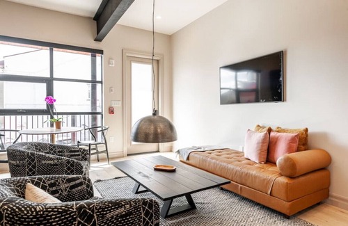 Stratford Apartamento | Lot 44: Wood Forbes Unit 4 (King)