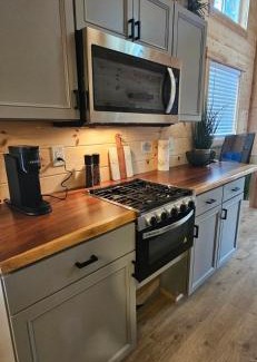 Cosby Casa | Lot 7 Tiny Home on the River