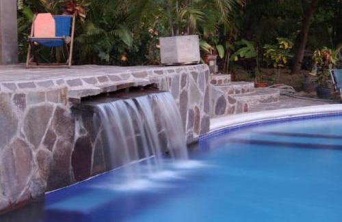 El Zonte Casa | Lote 44 Guesthouse