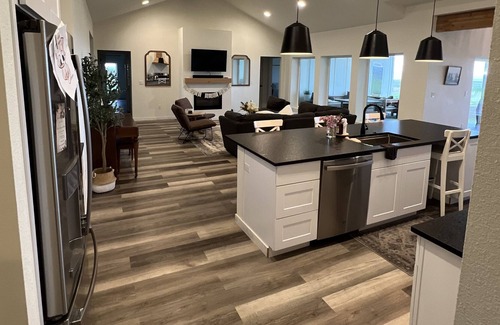 Lewiston Casa | Lots of space to stay and play.
