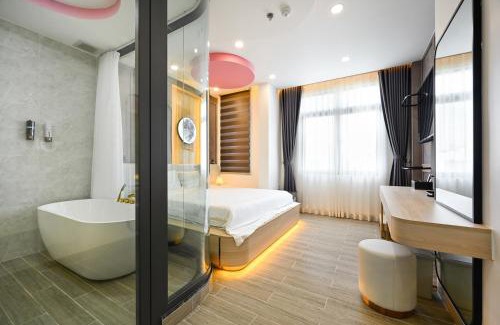 Tan Binh Hotel | Lotus Airport Hotel Saigon
