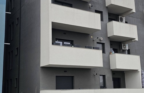 Ghiroda Apartamento | Lotus apartament amplasat la intrare in Timisoara la 2 km de aeroport