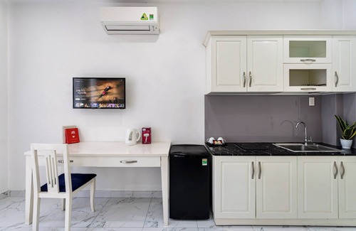 Phu Nhuan Hotel | Lotus Hotel