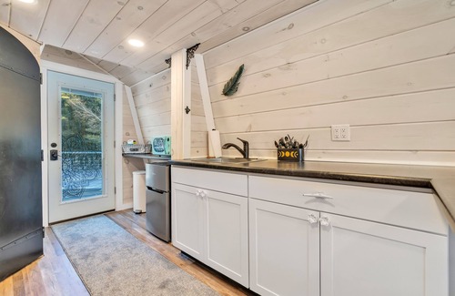 Acton Apartamento | Lotus Spa, your home away from home