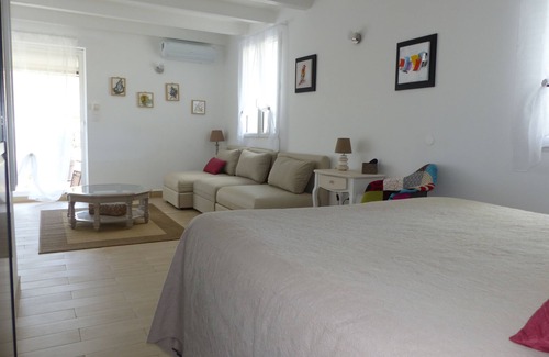 La Cadiere-d'Azur Casa | Sala Lou Bancaou en casa con piscina