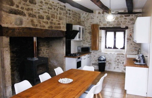 La Bachellerie Casa | LOU CHASTEL: direct booking on www.gitesEnPerigord.fr
