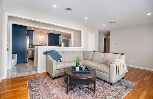 Wooded Estates Casa | Lou's View