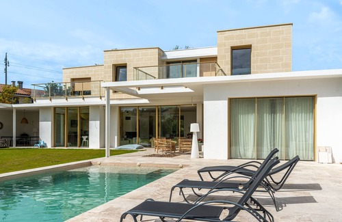 Lestonat - Monsejour Casa | Loue Maison D'architecte - Grand Jardin et Piscine à Bordeaux