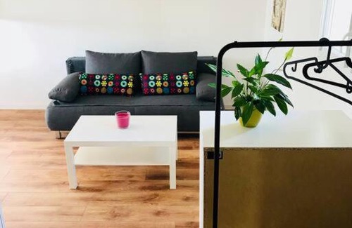 Saint-Theodorit Apartamento | Loue Studio dans une villa avec piscine terrasse