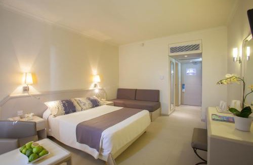 Paphos Complejo | Louis Imperial Beach