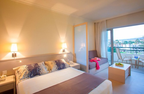 Paphos Complejo | Louis Imperial Beach