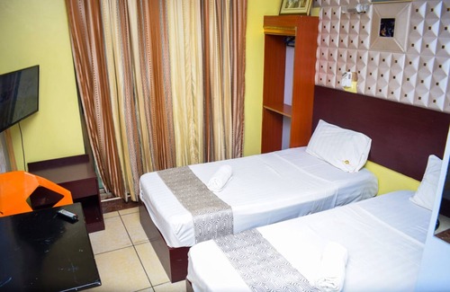 Mombasa Hotel | Louis Montfort Grand Resort - Mombasa