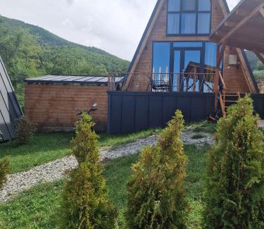 Gura Raului Villa | Louisiana Chalet