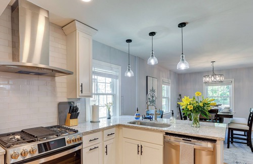 Belknap Cabaña | Louisville Home in the Highlands with Game Room!