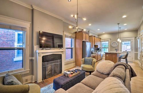 Highlands Casa | Louisville Home with Hot Tub in The Highlands!