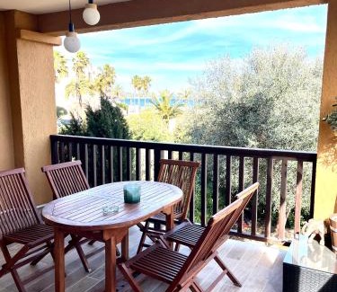Port Cogolin Apartamento | loumax