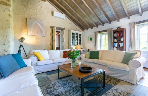 Lusignac Casa | Loups d'Or up to 10 guests + private salt water pool + panoramic views