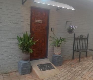 Tswaing Casa | Lourette se Plek
