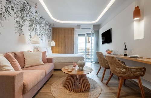 Loutraki Apartamento | Loutraki Flamingo Feather