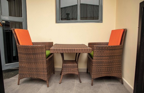 Gulu Apartamento | Lovana Apartments and Hotel