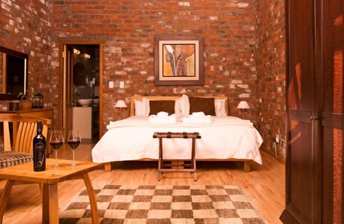 Vlottenburg Casa | Lovane Boutique Wine Estate & Guesthouse