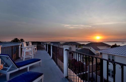 Tybee Island Casa | Love and Luck