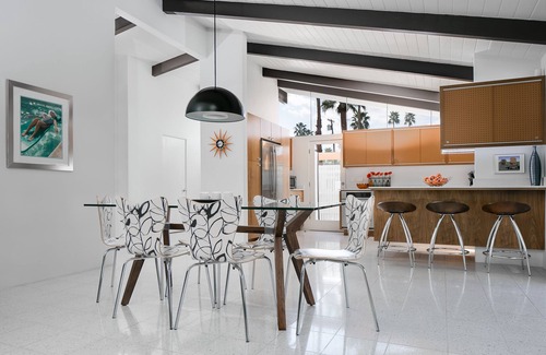 Twin Palms Casa | AMOR ... y MISCHIEF en Historic Twin Palms